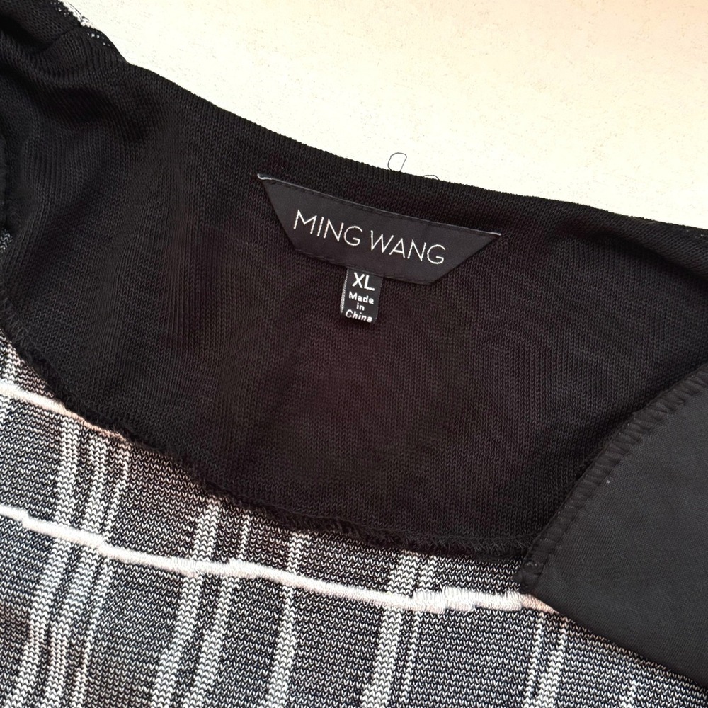 Ming Wang Black White Abstract Grid Knit Cardigan Jacket XL Hook Eye Closure - Picture 6 of 9